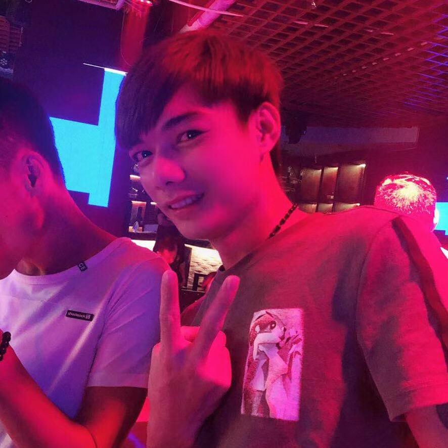 dj阿检