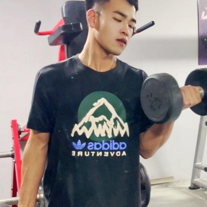 秦皇岛易减重训练营—-张教练