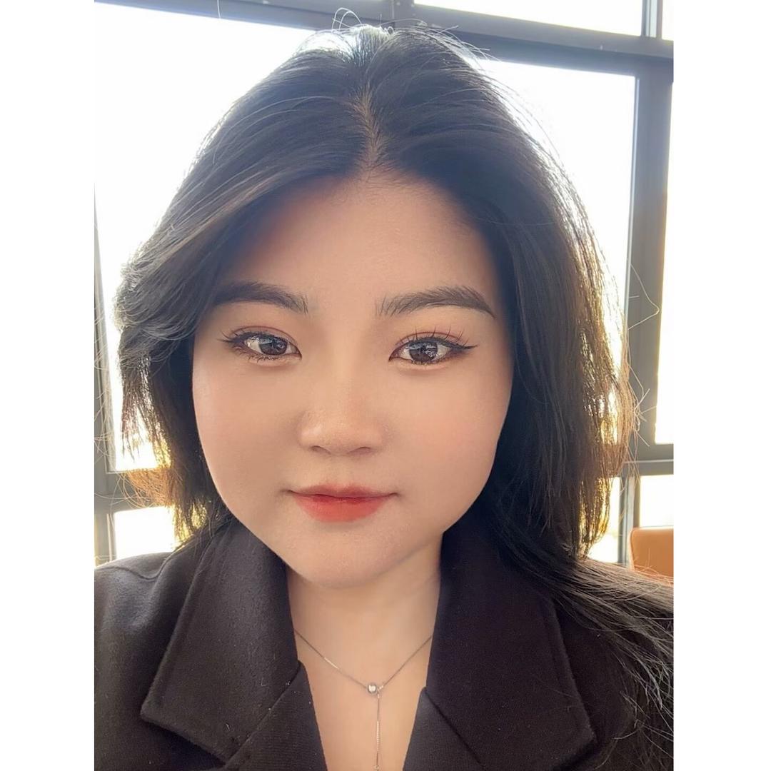 威宁锦鲤化妆.美睫