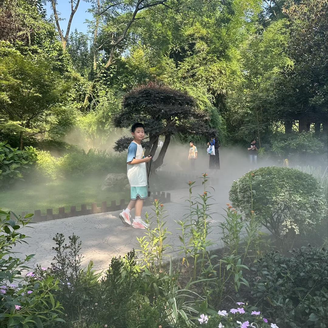 白水吉利银河店