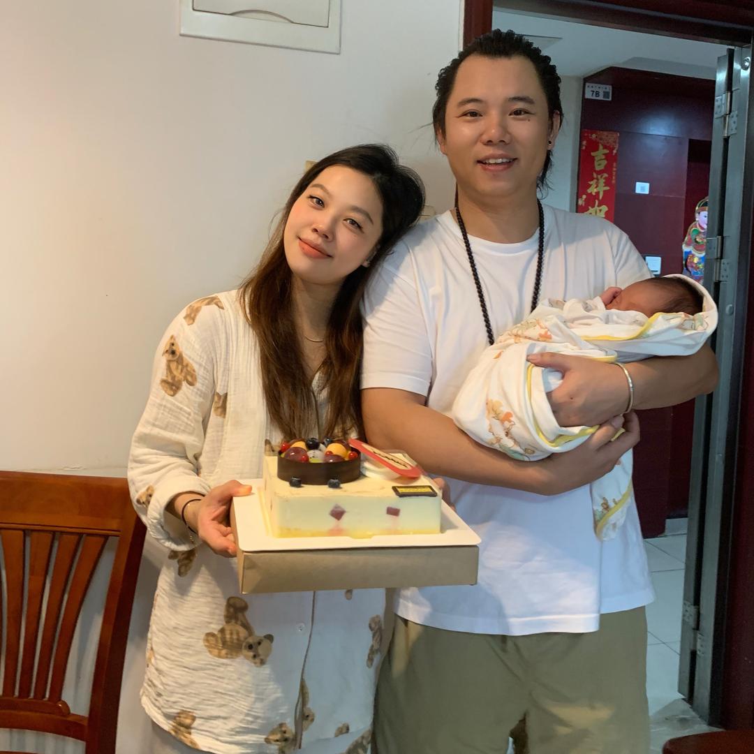 圆脸小太阳（带娃）