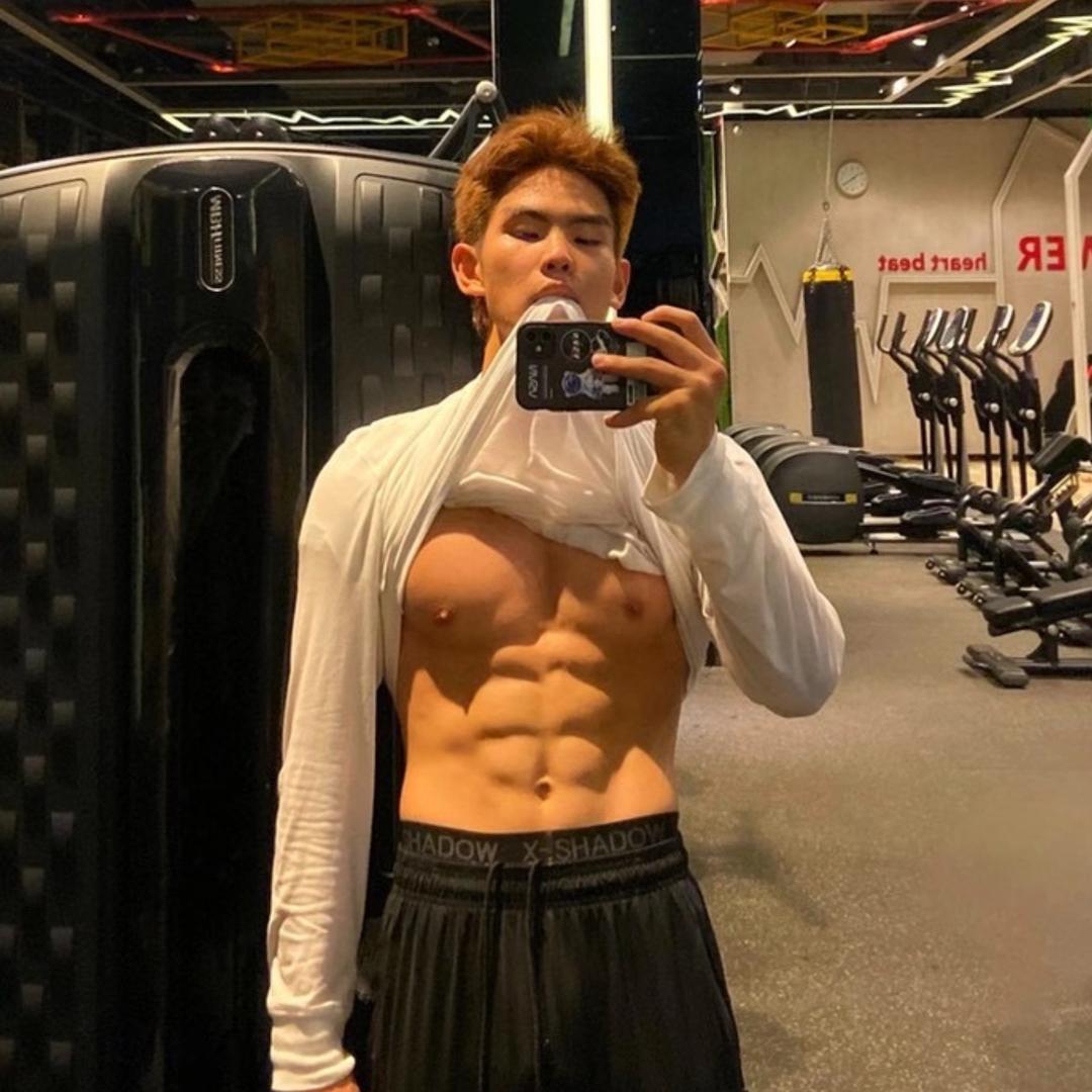 花小狼狼狼（健身版）@抖音