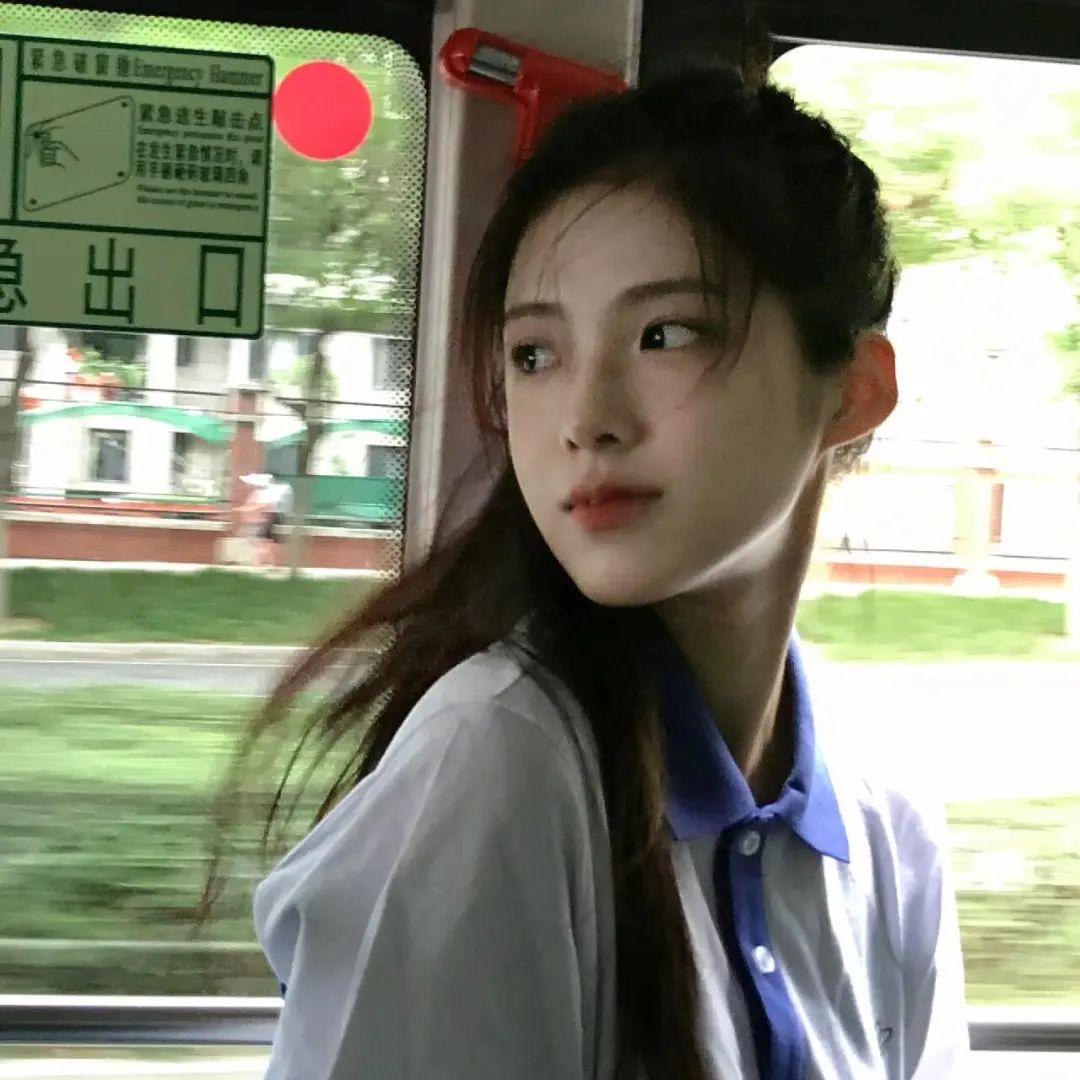 爱吃冰糖莲藕的剑竹芸头像