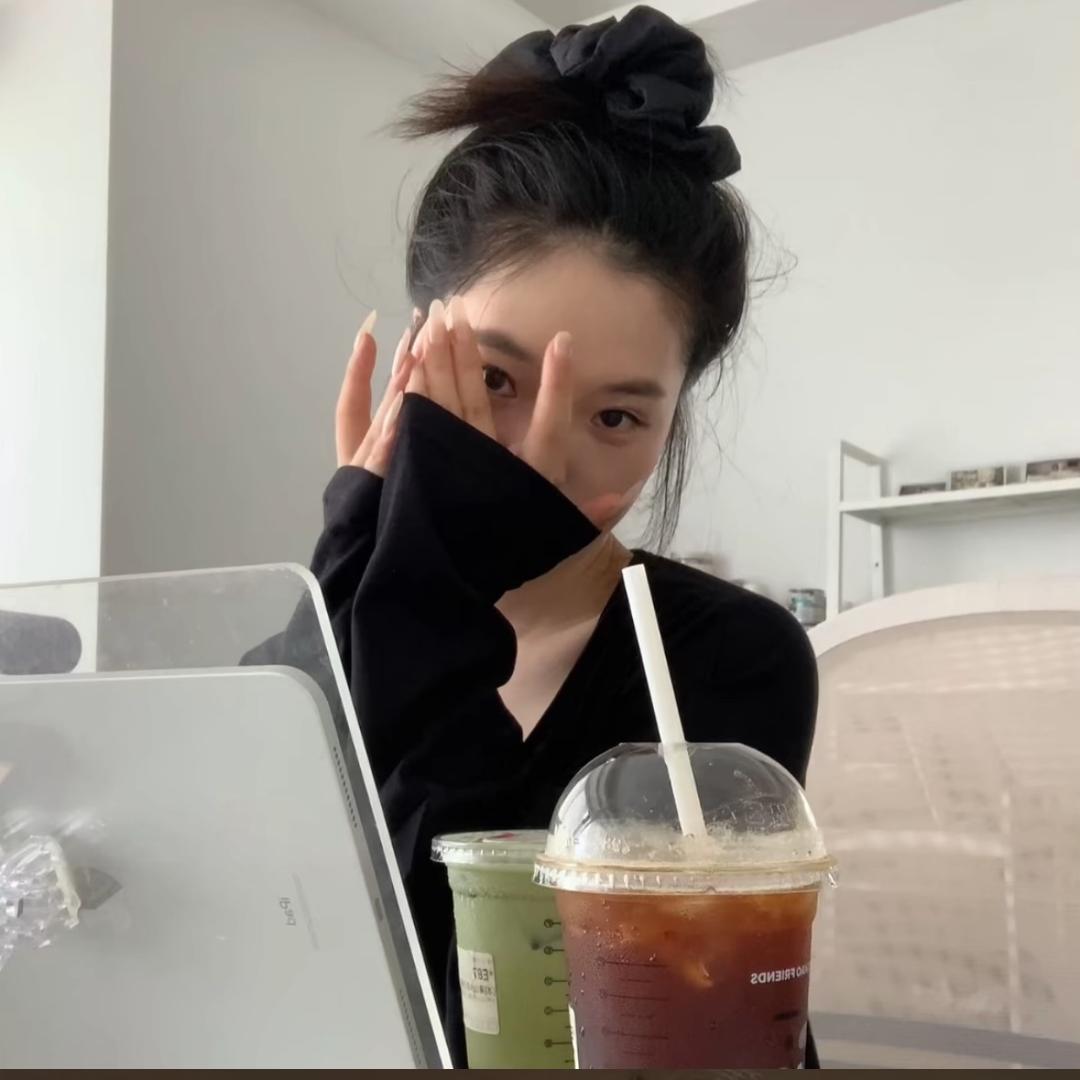 zᶻ