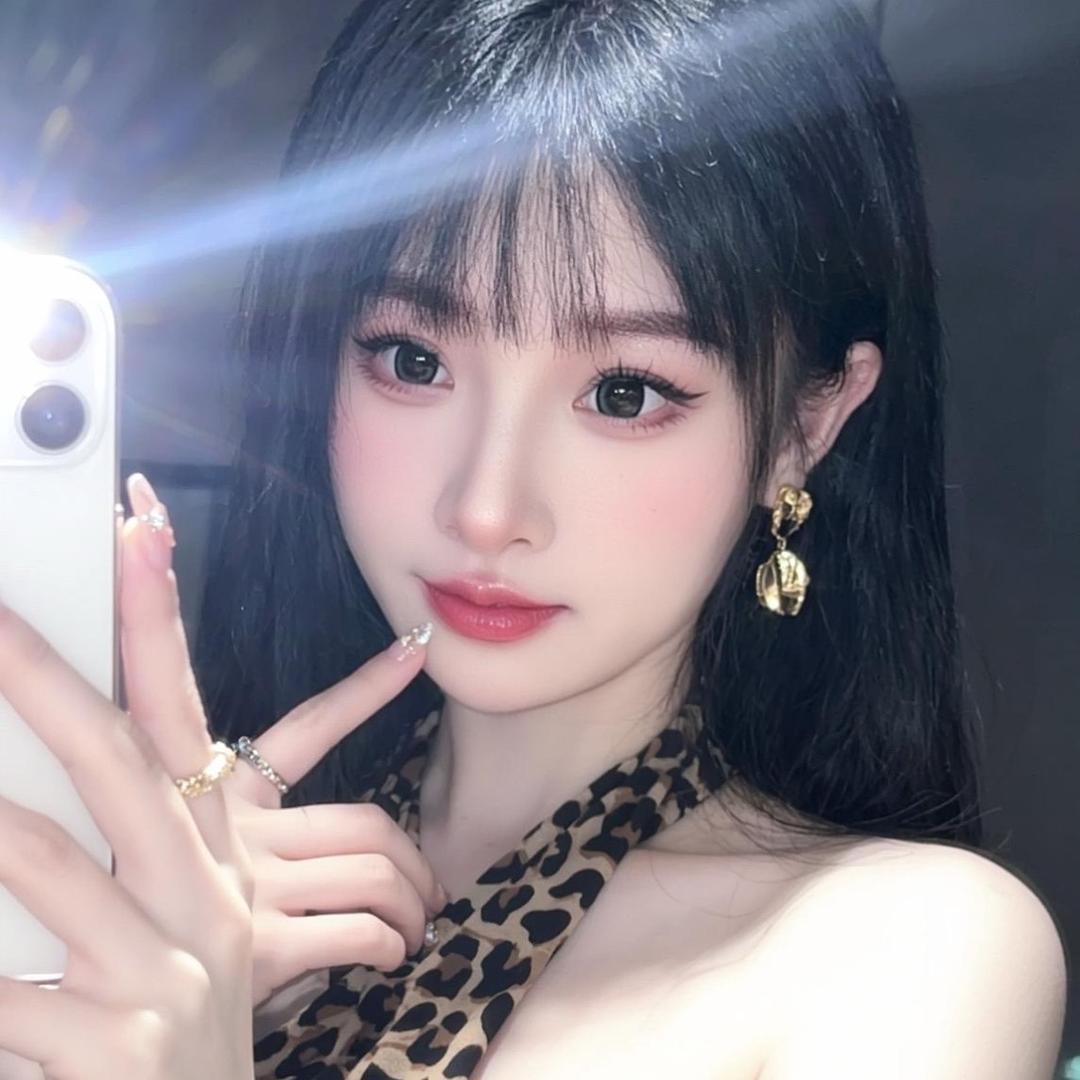 ᥫᩣ一抹🍒淡笑💞