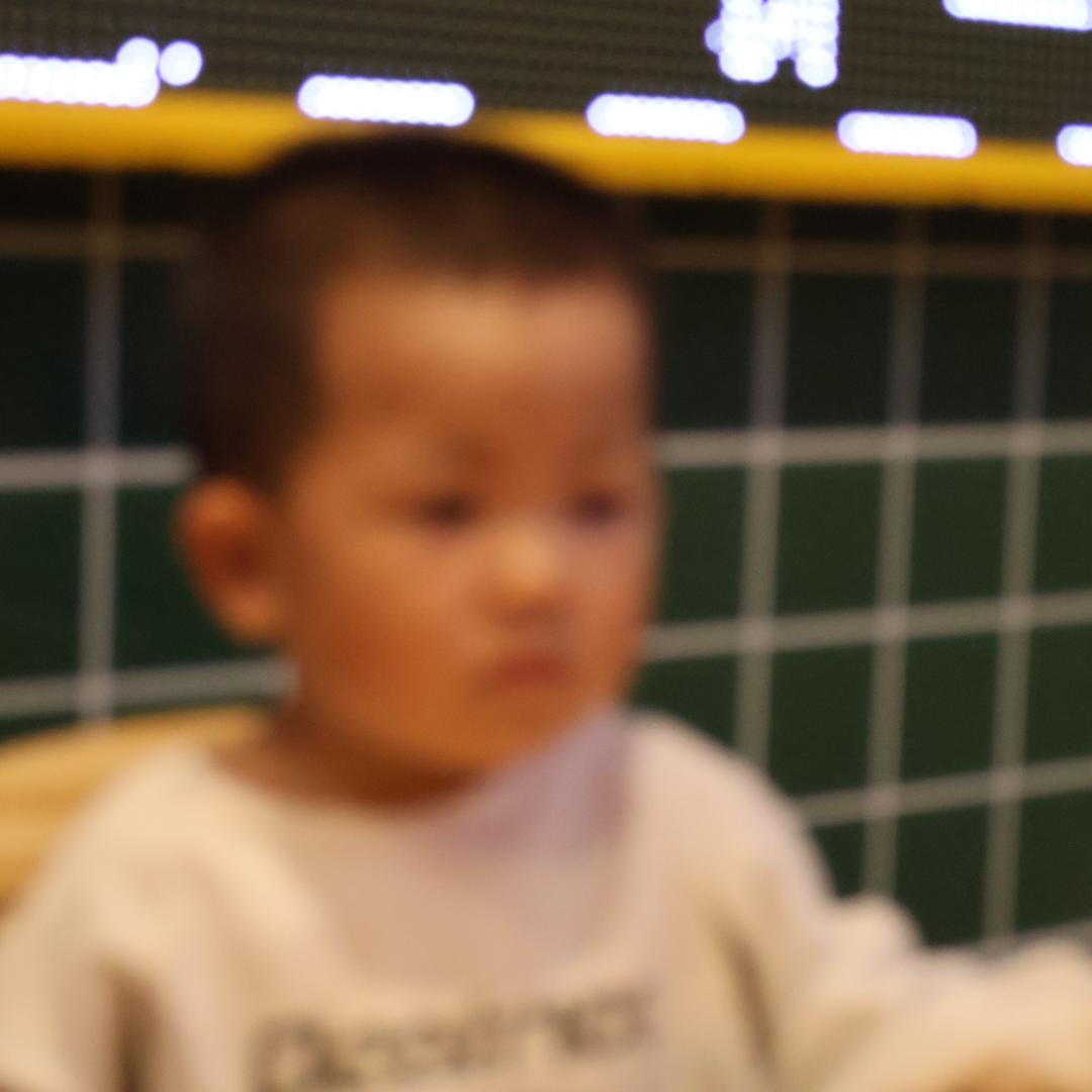 小黃同学