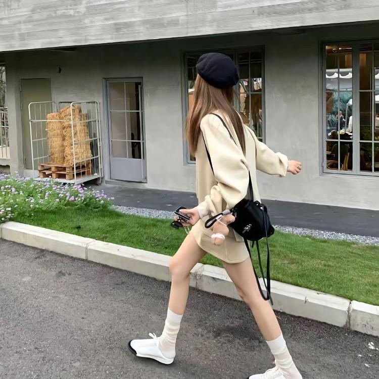 红红火服饰
