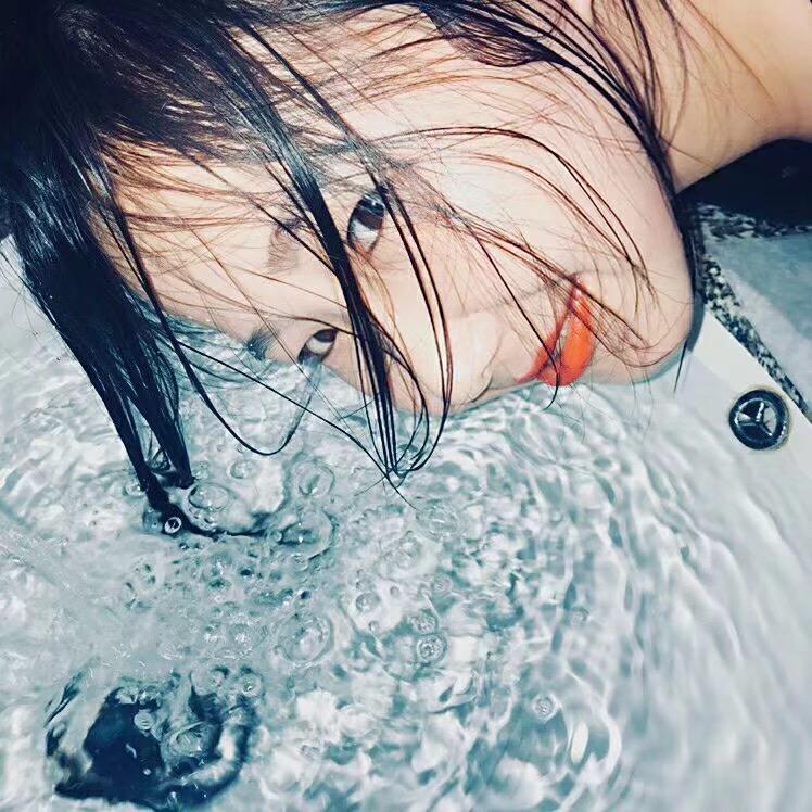 卖花的（遇花亭）