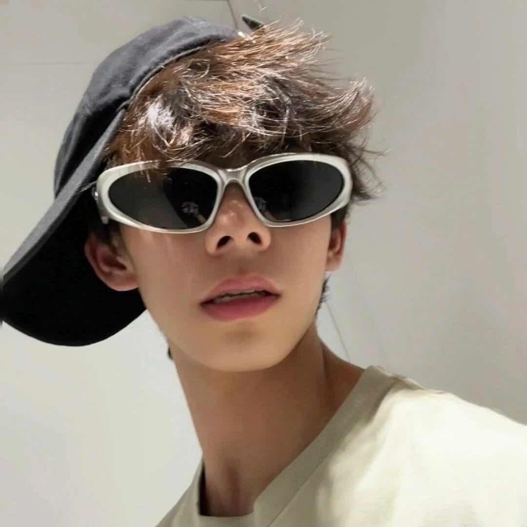 2HAN9