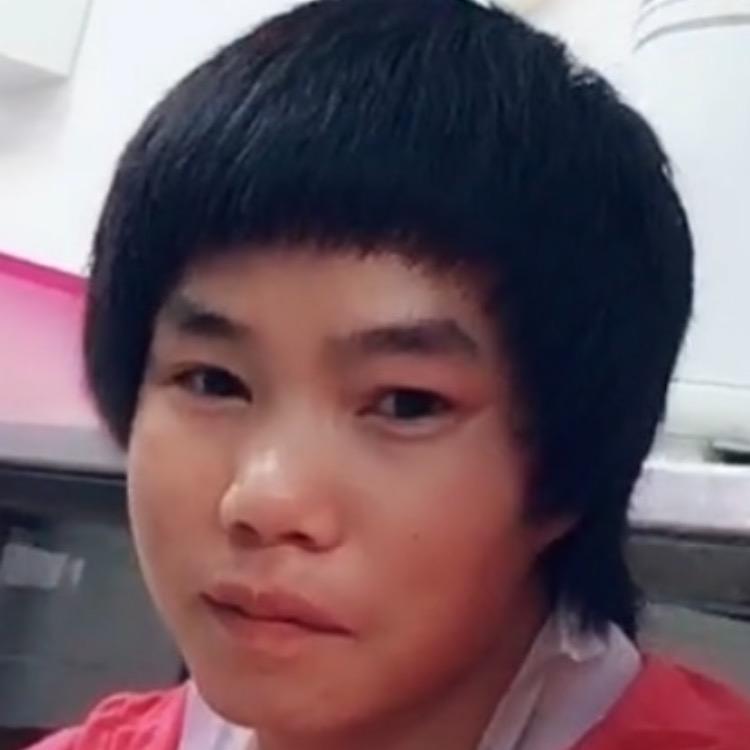 一个很自卑的人