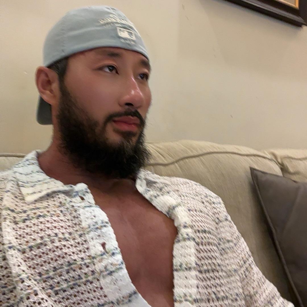 小憨憨没吃饱