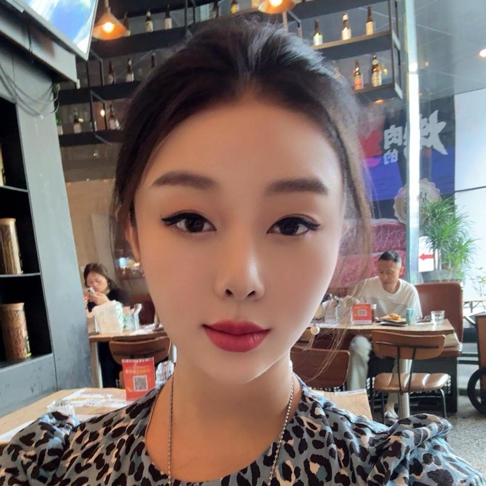 着迷🦋🌸🌸🌸