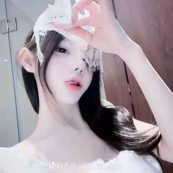 喜欢带花臂的精神小伙