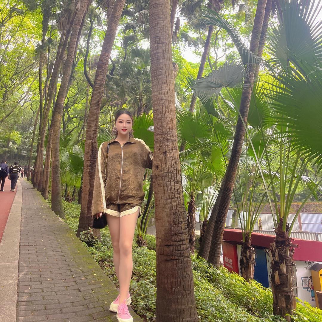 谷记卤味熟食铺