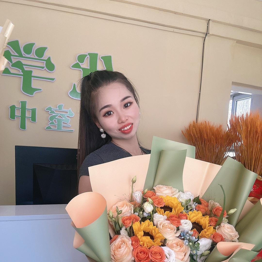 叶城优学兰兰老师