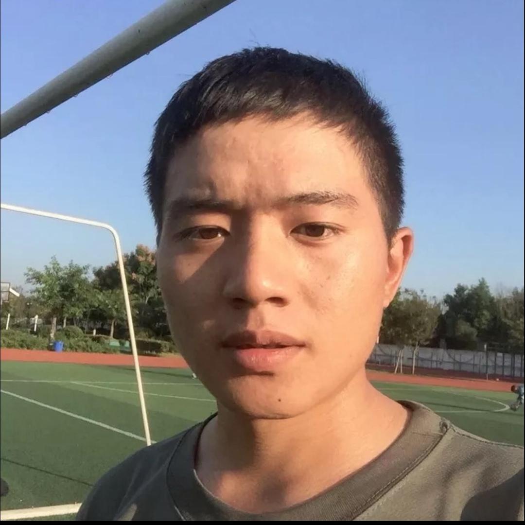 请叫我小陈