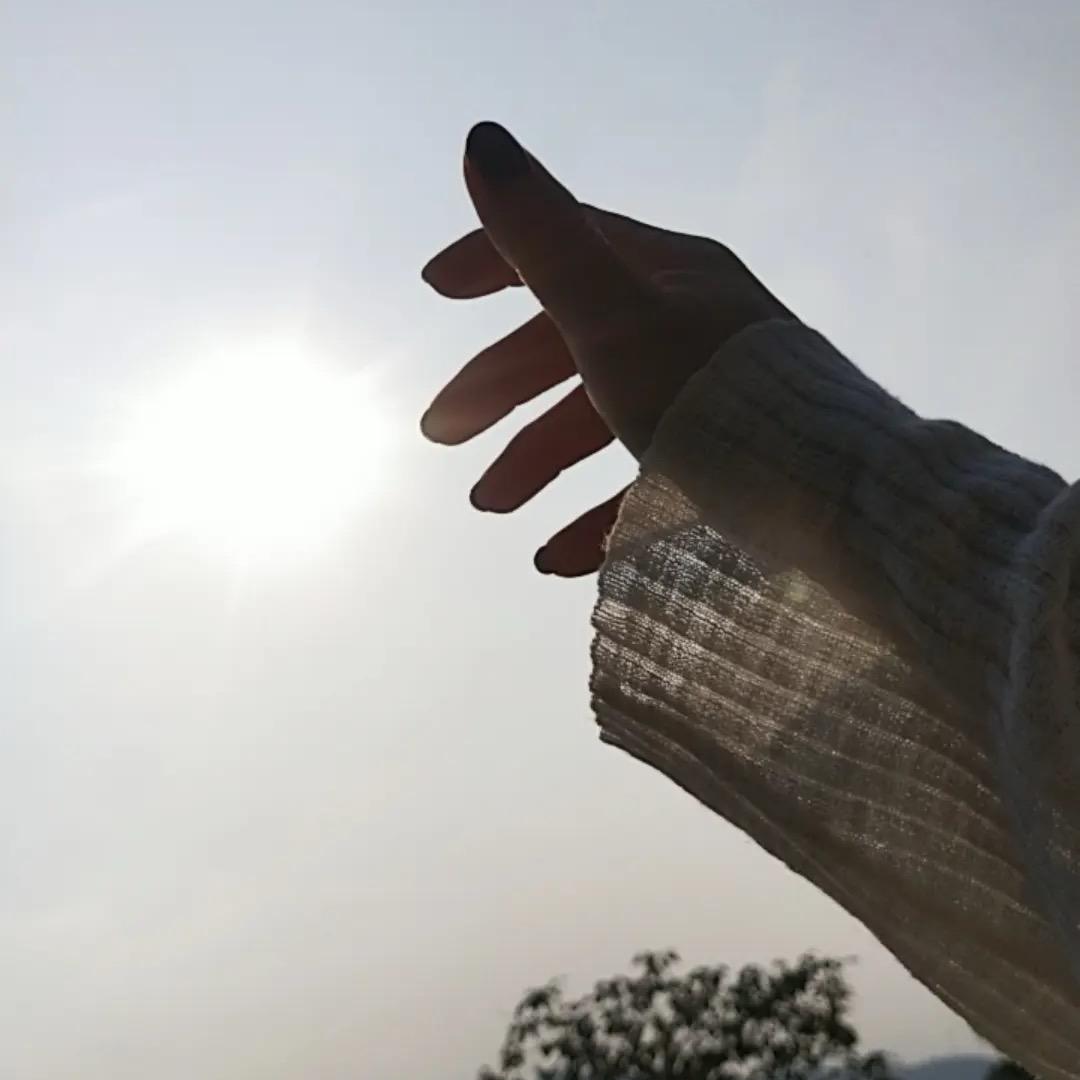别底头。皇👑会掉。