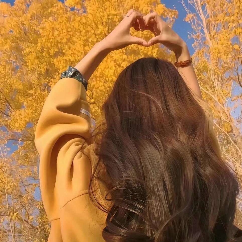 小 白̊ 兔 𝕪𝕒𓂂 𓋜