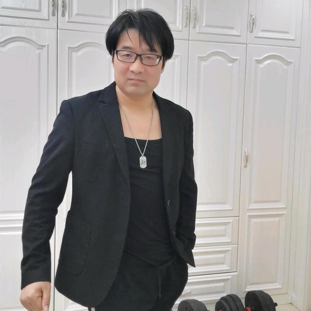 西安涂料批发郭兴建