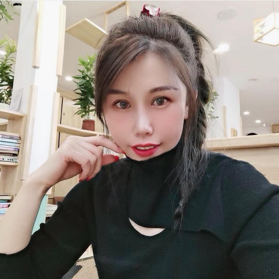 素素（王记裤带面）