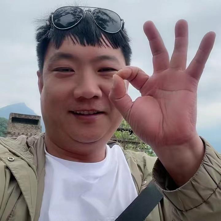 嗷嗷哥