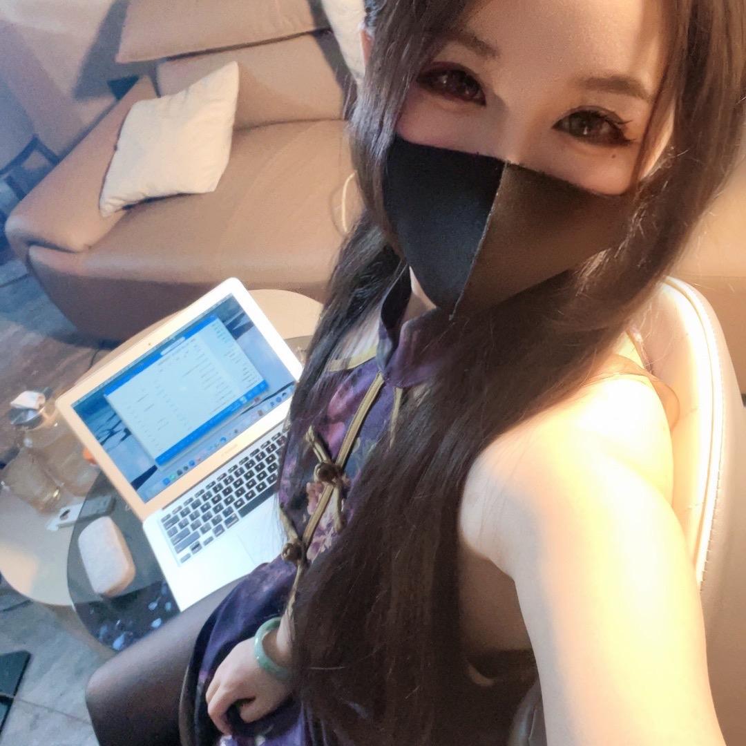 鱼饱饱（雅儿贝德）