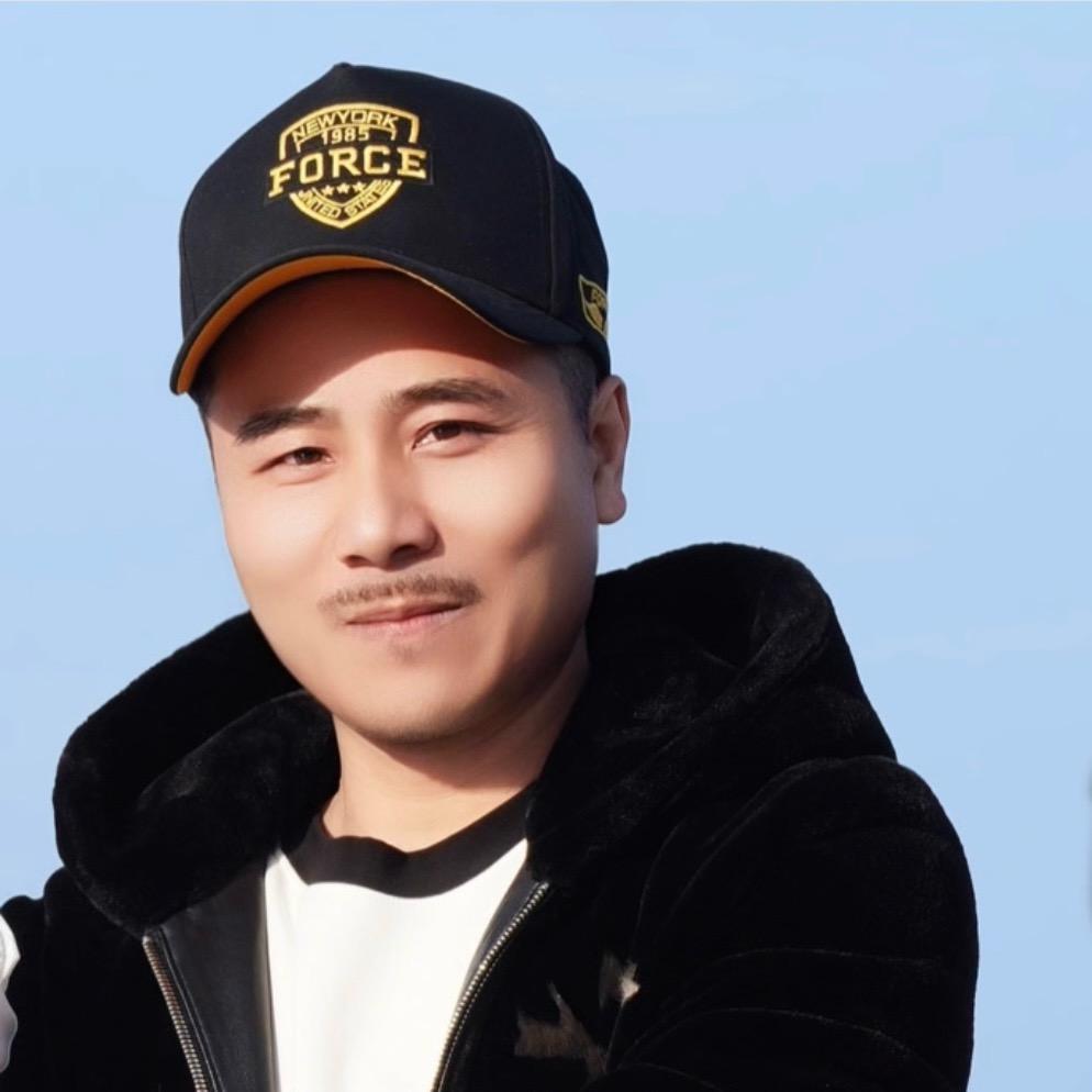 靓坤