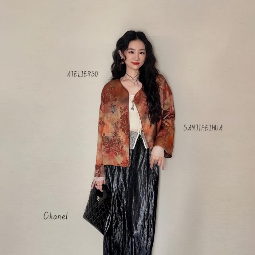 三吉黑花女装铺子