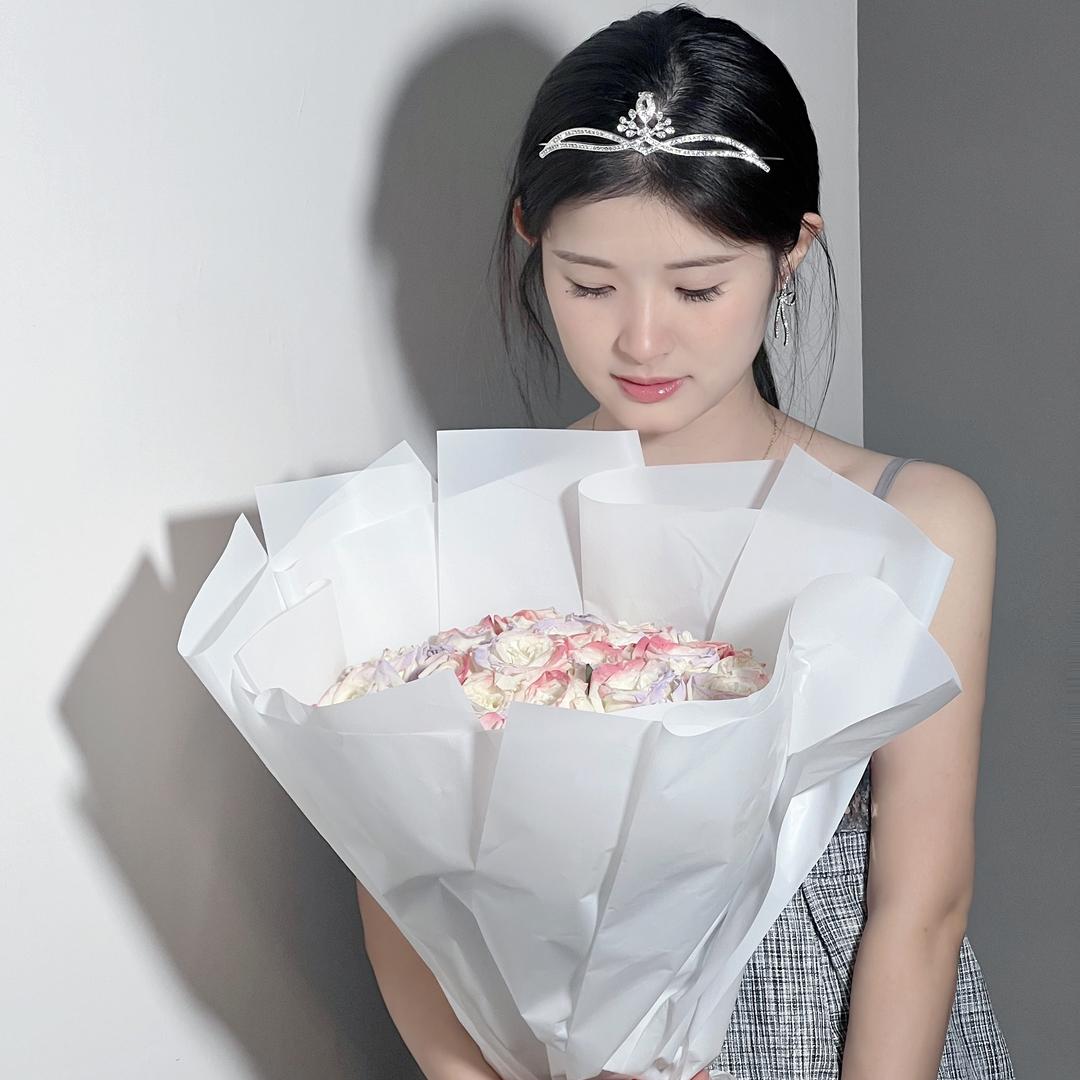 真真-