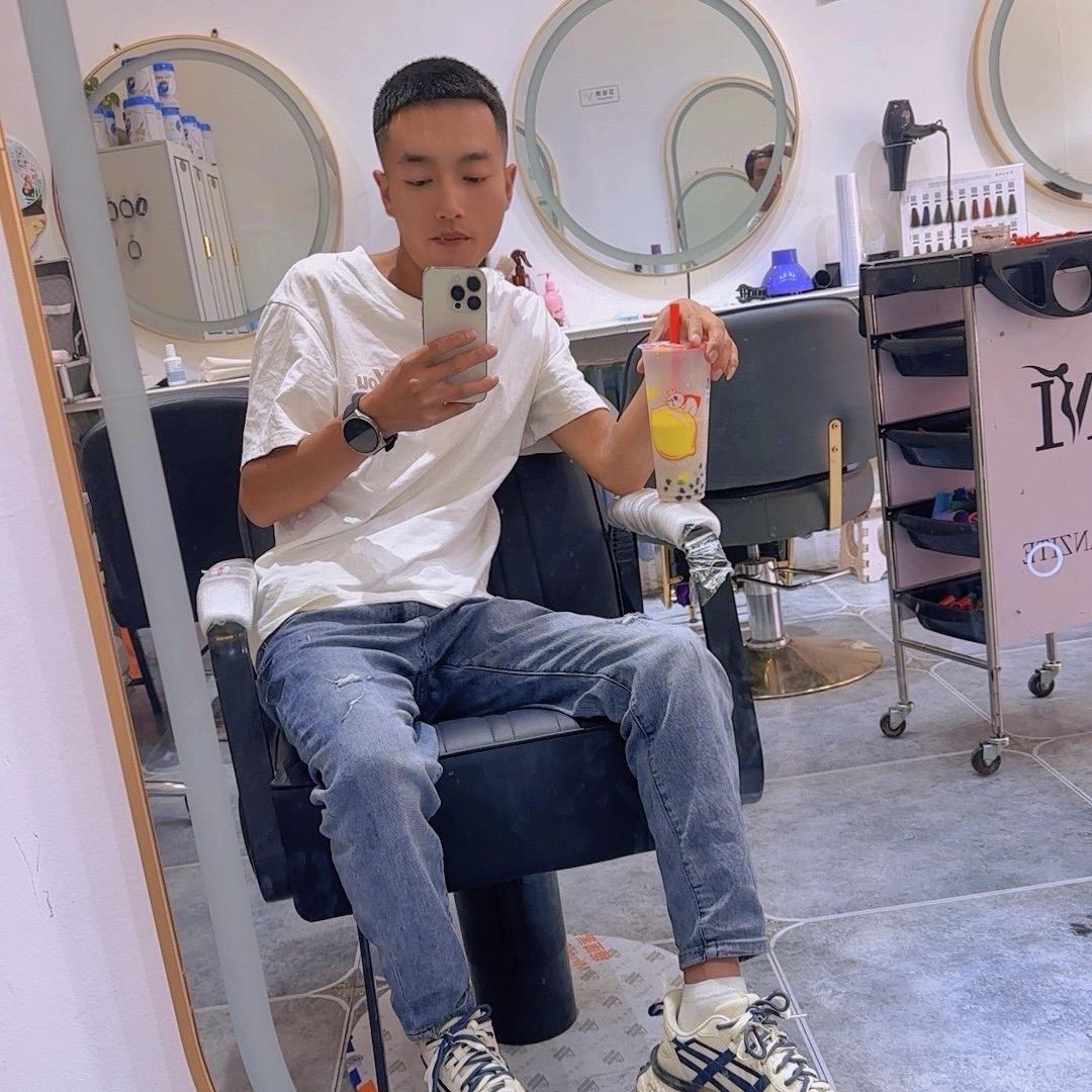 木木⚡️