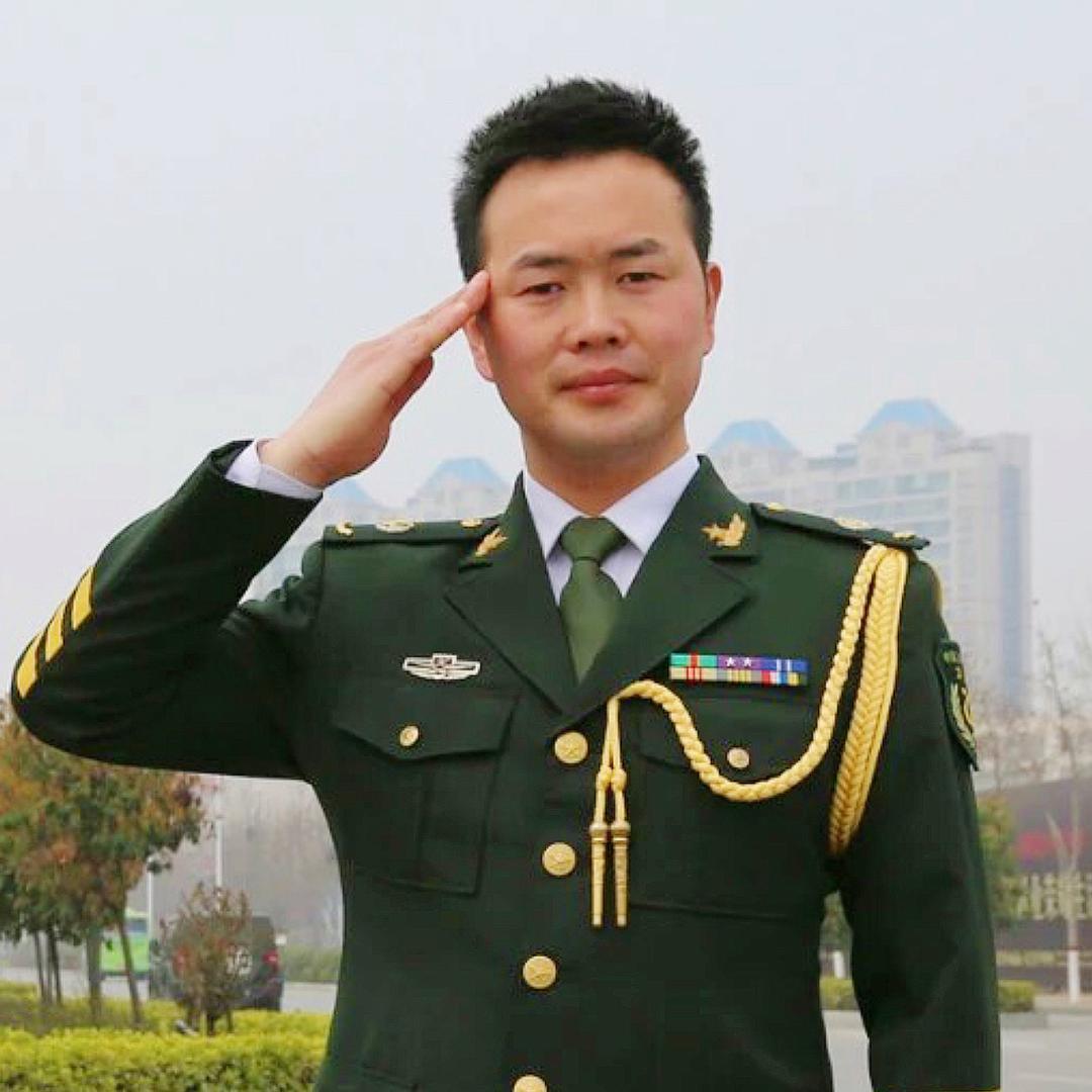 民歌胜华