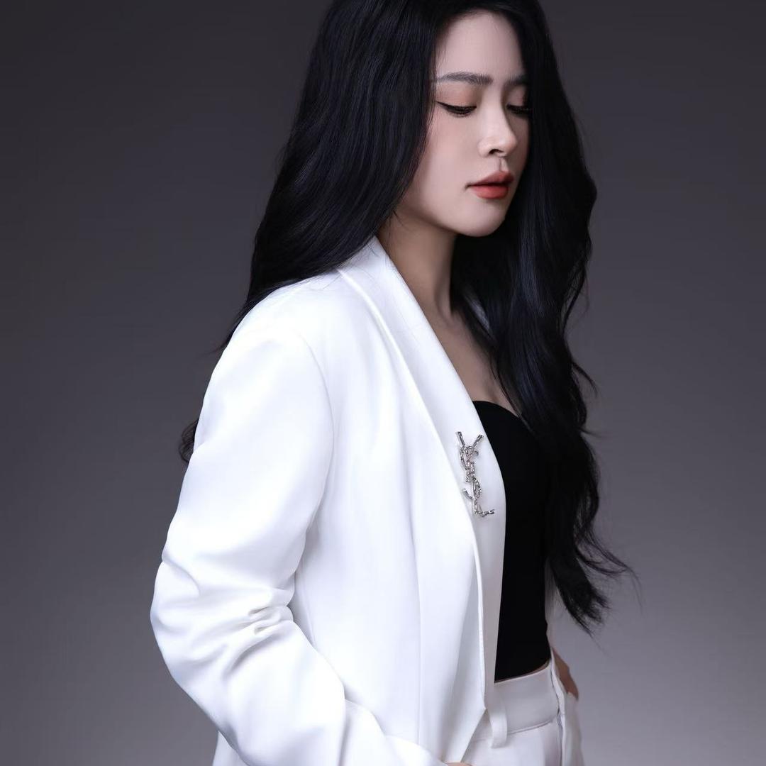 露露.妹妹
