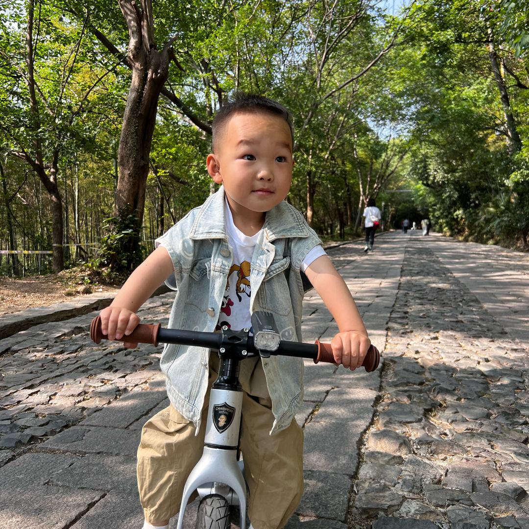 阿佑这小子