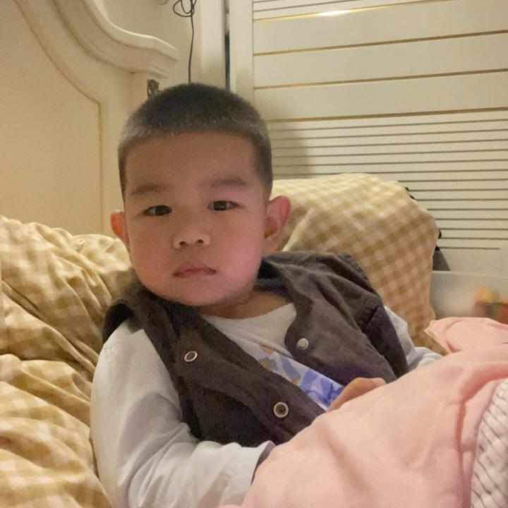 瞧把乐乐开✿