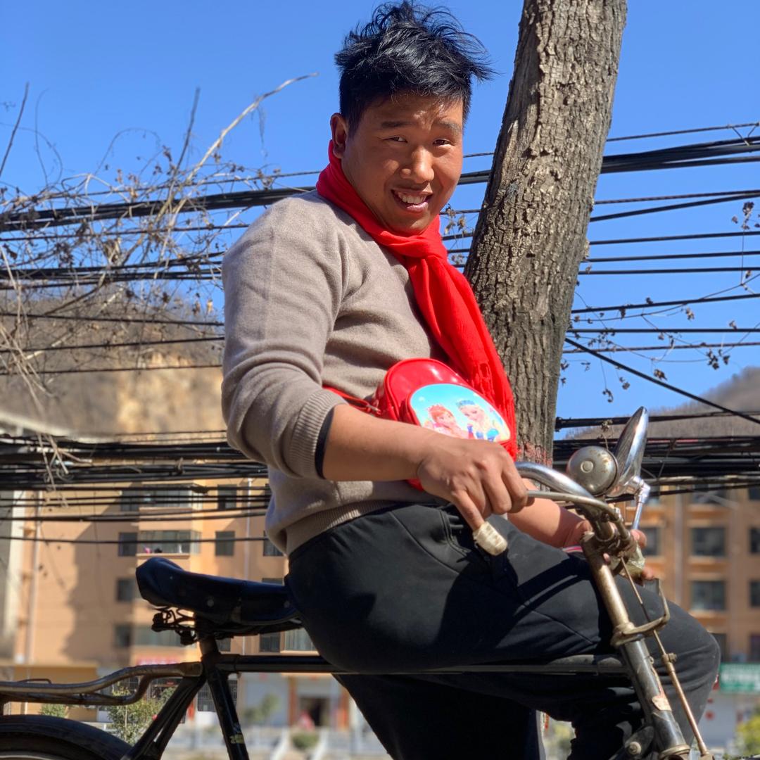 辉哥  表情队长@抖音