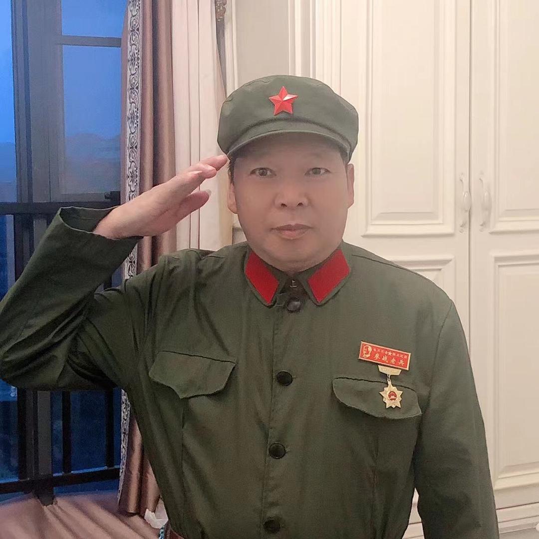 罗哥，