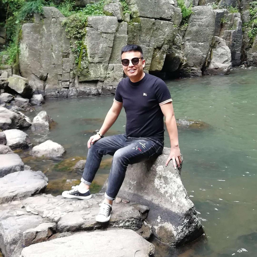 李校长（曹集分校）