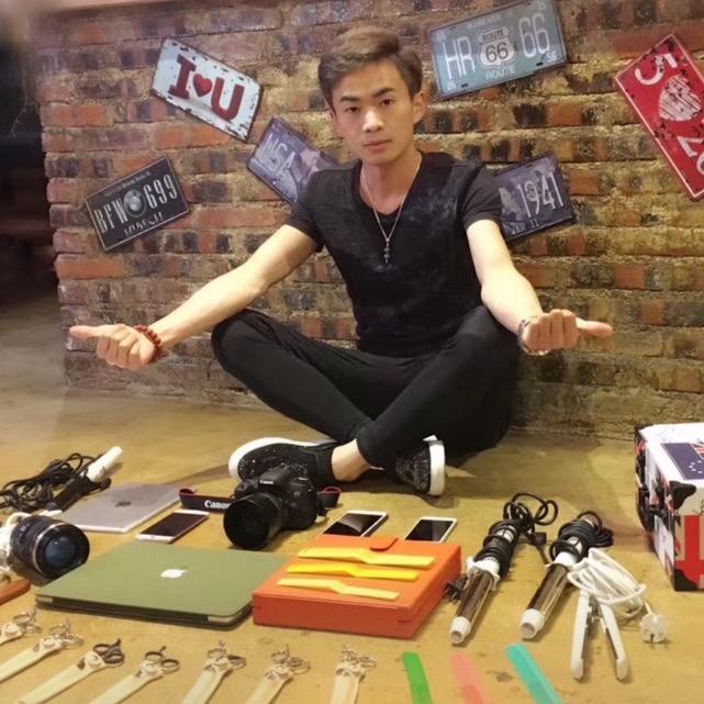 大理烫发染发-唯倷丝连锁陌梵美肤造型