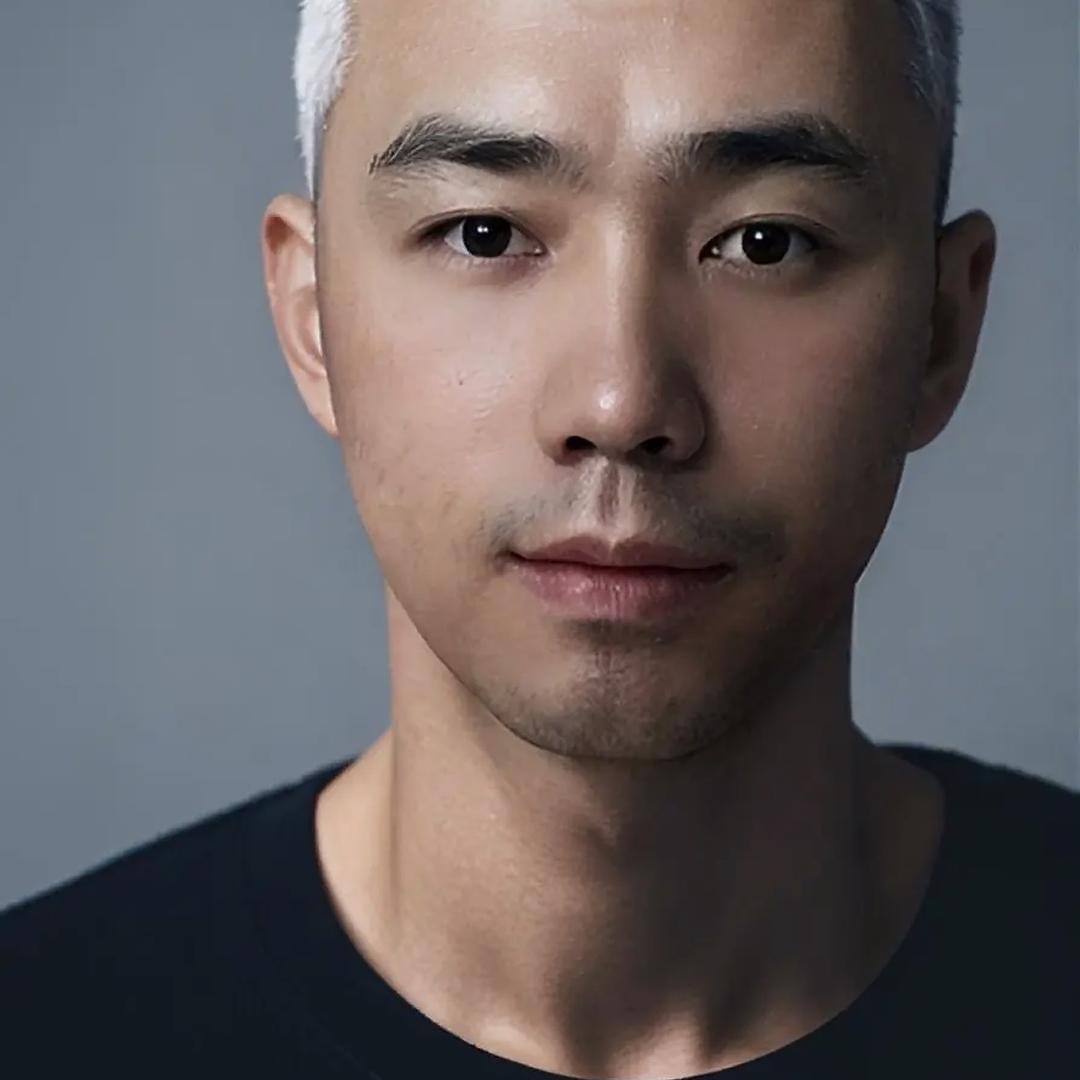 贵州张卫健