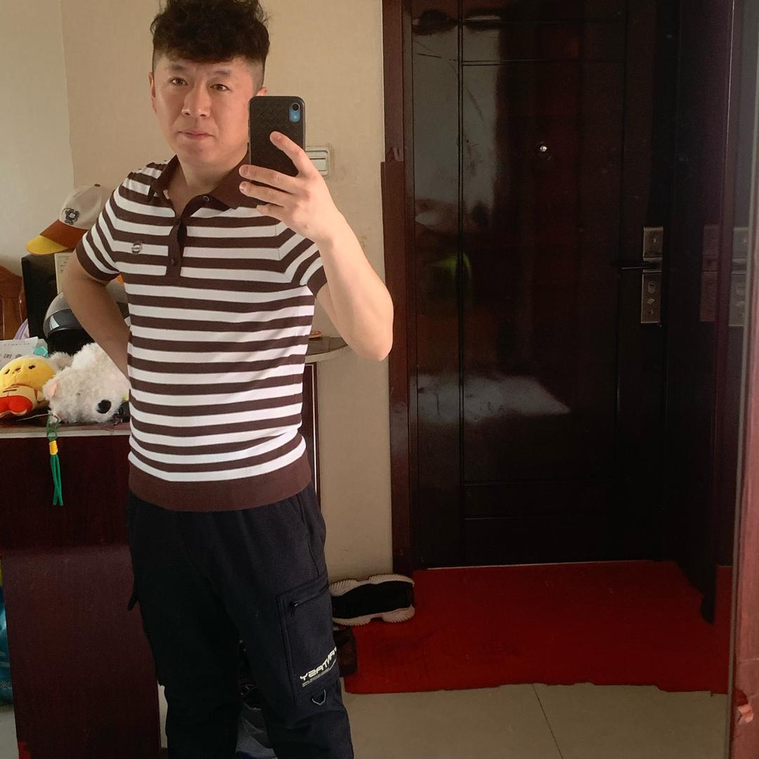 杨彪