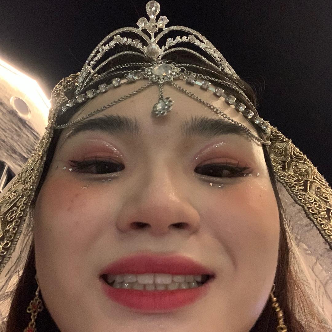 Amora（阿莫拉）是娟娟