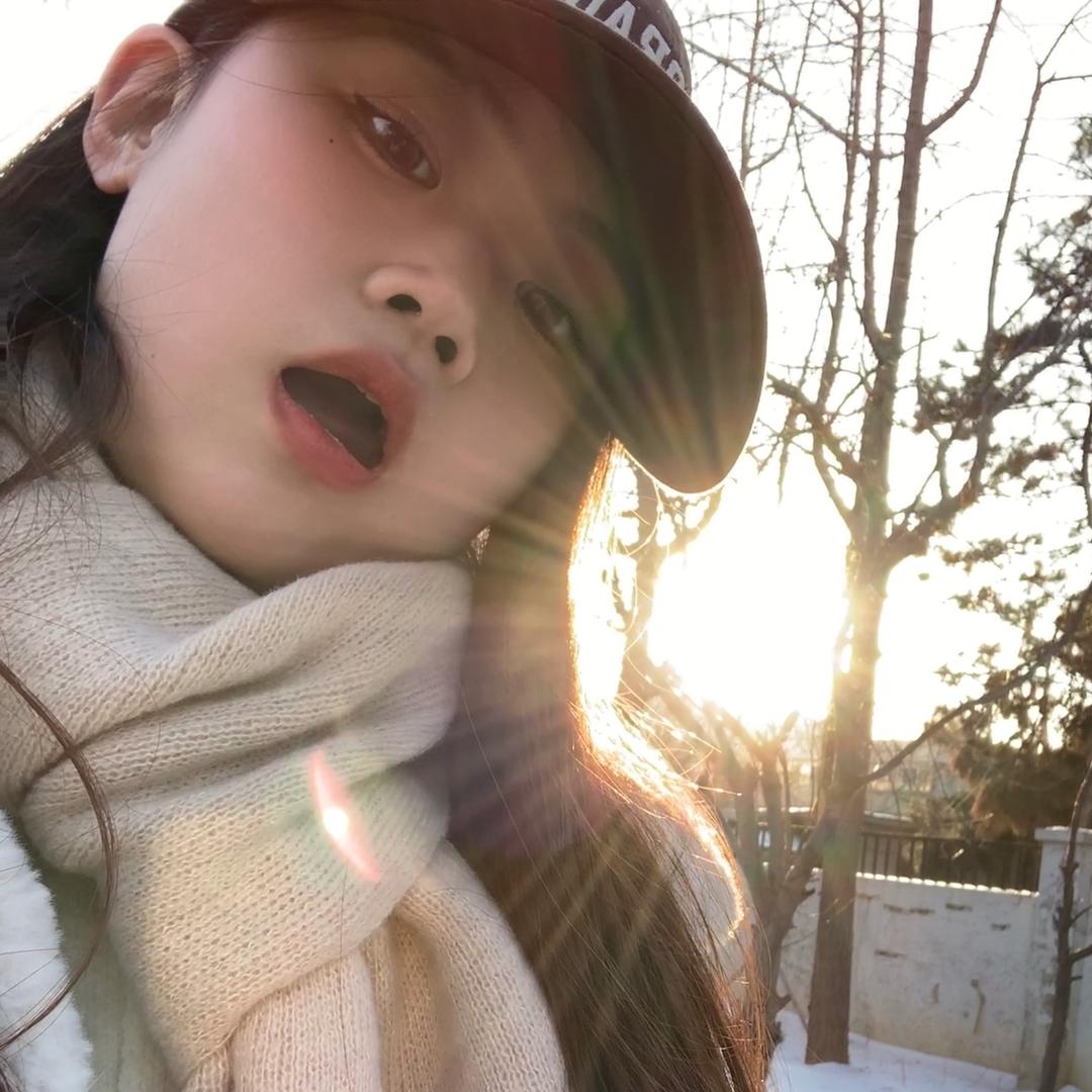 三个石头-雪雪子