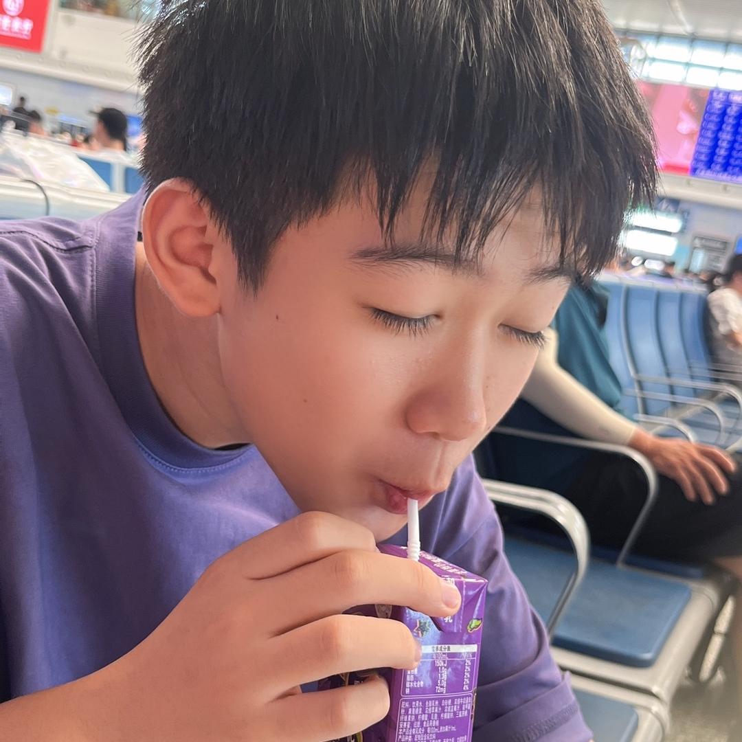 呆熊吐 泡泡🫧