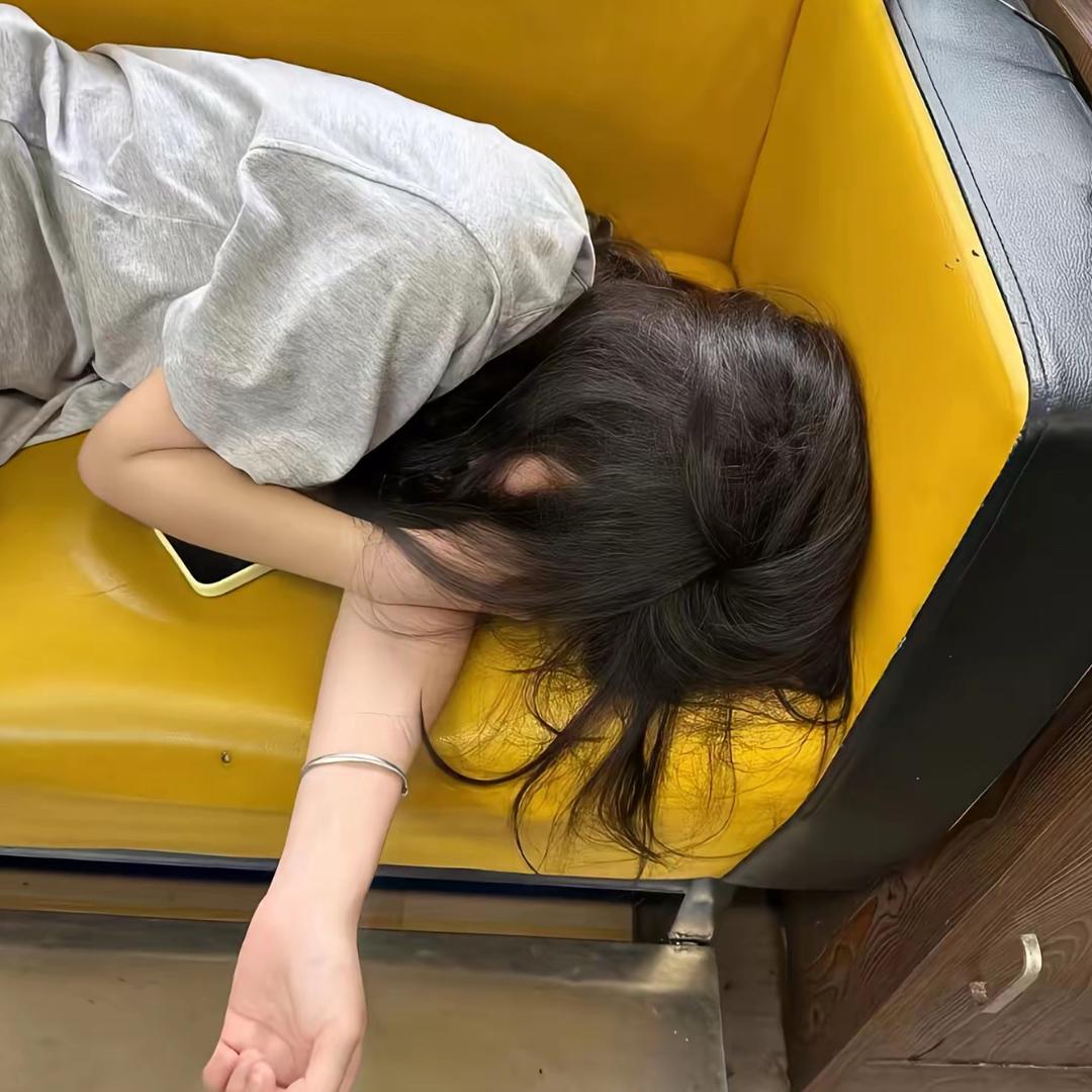 哦买噶
