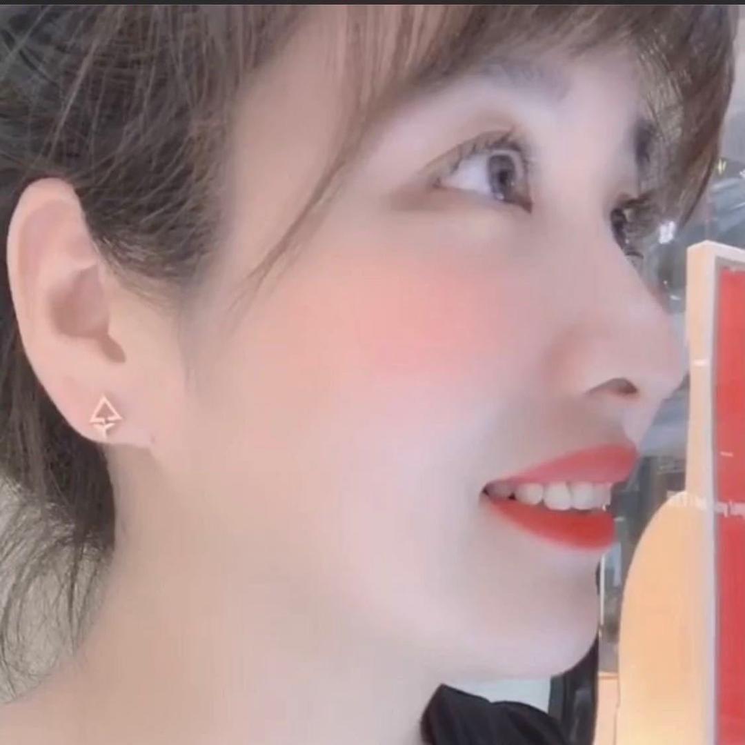酒窝阿姨