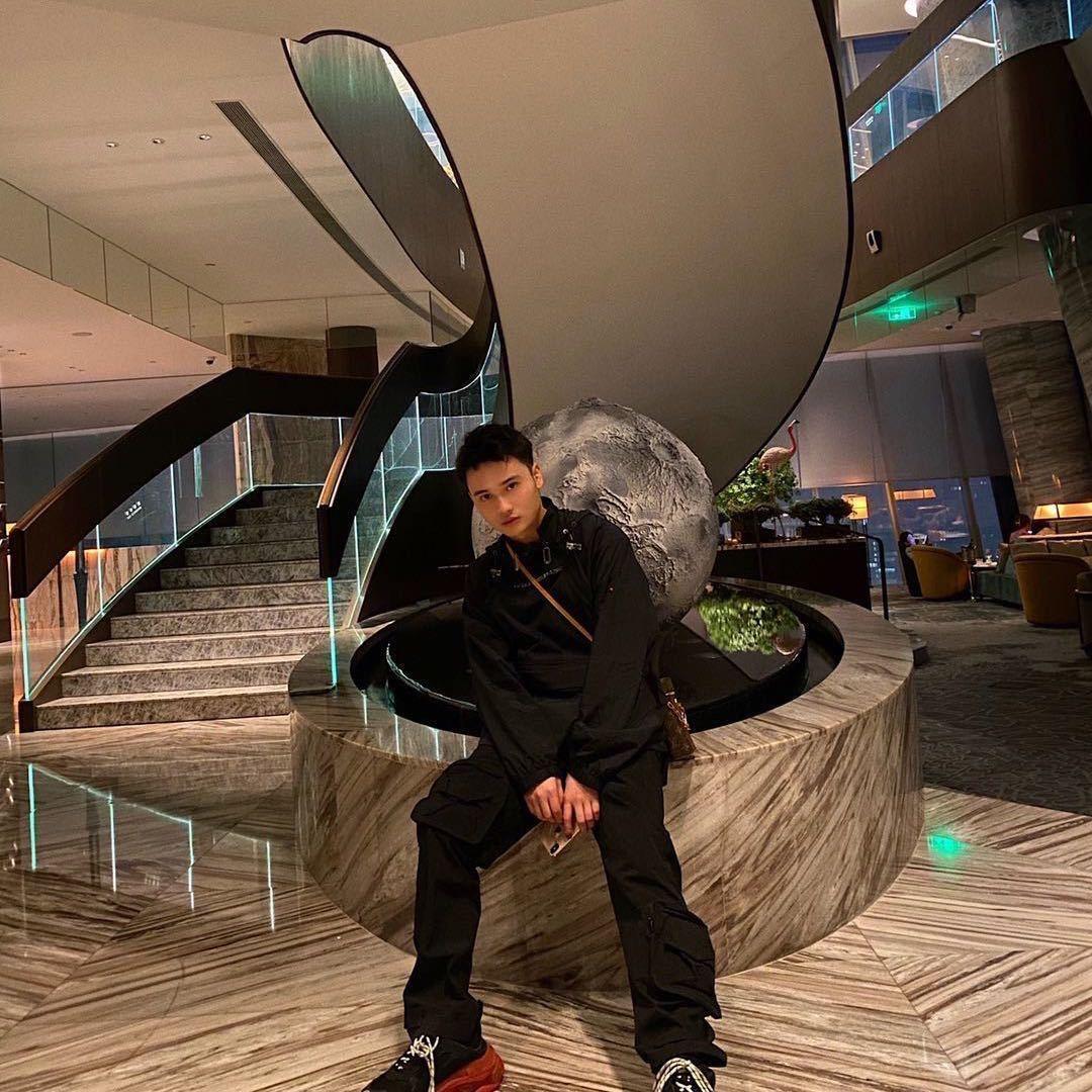 杭州接发成鹏店长  oimg