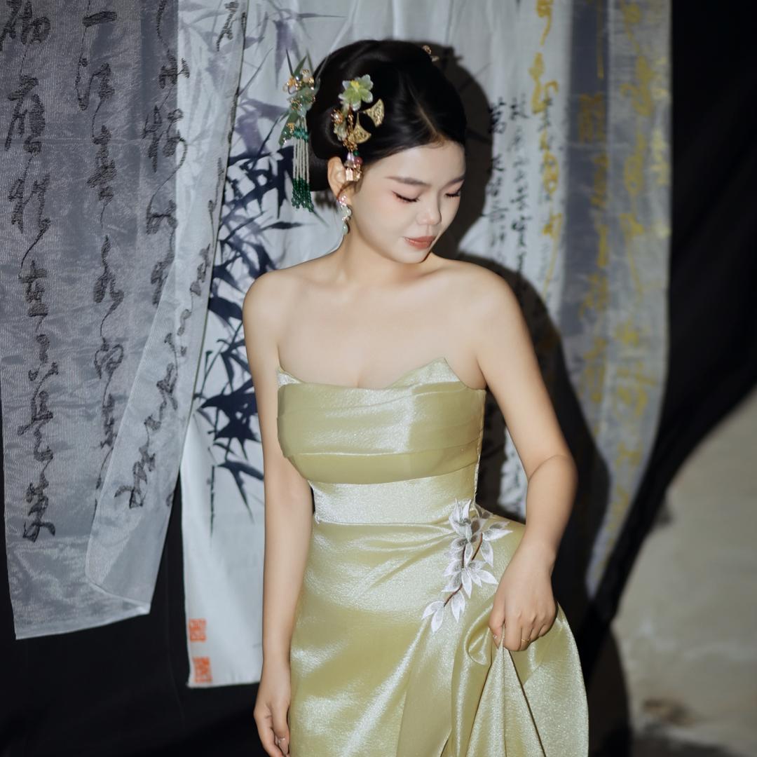 美女7很少（见过易烊千玺版）