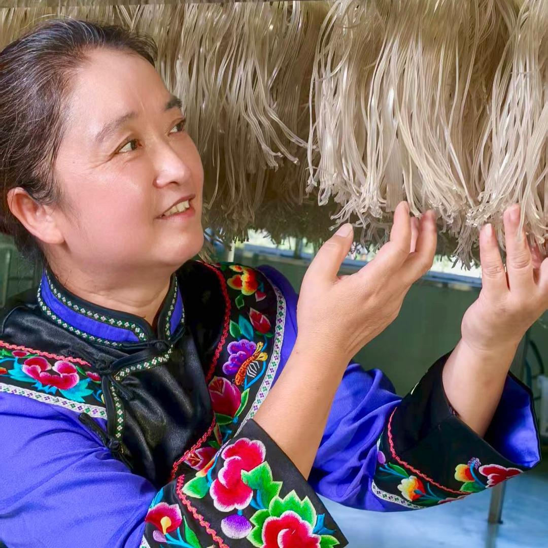 彭水县龙须晶丝苕粉