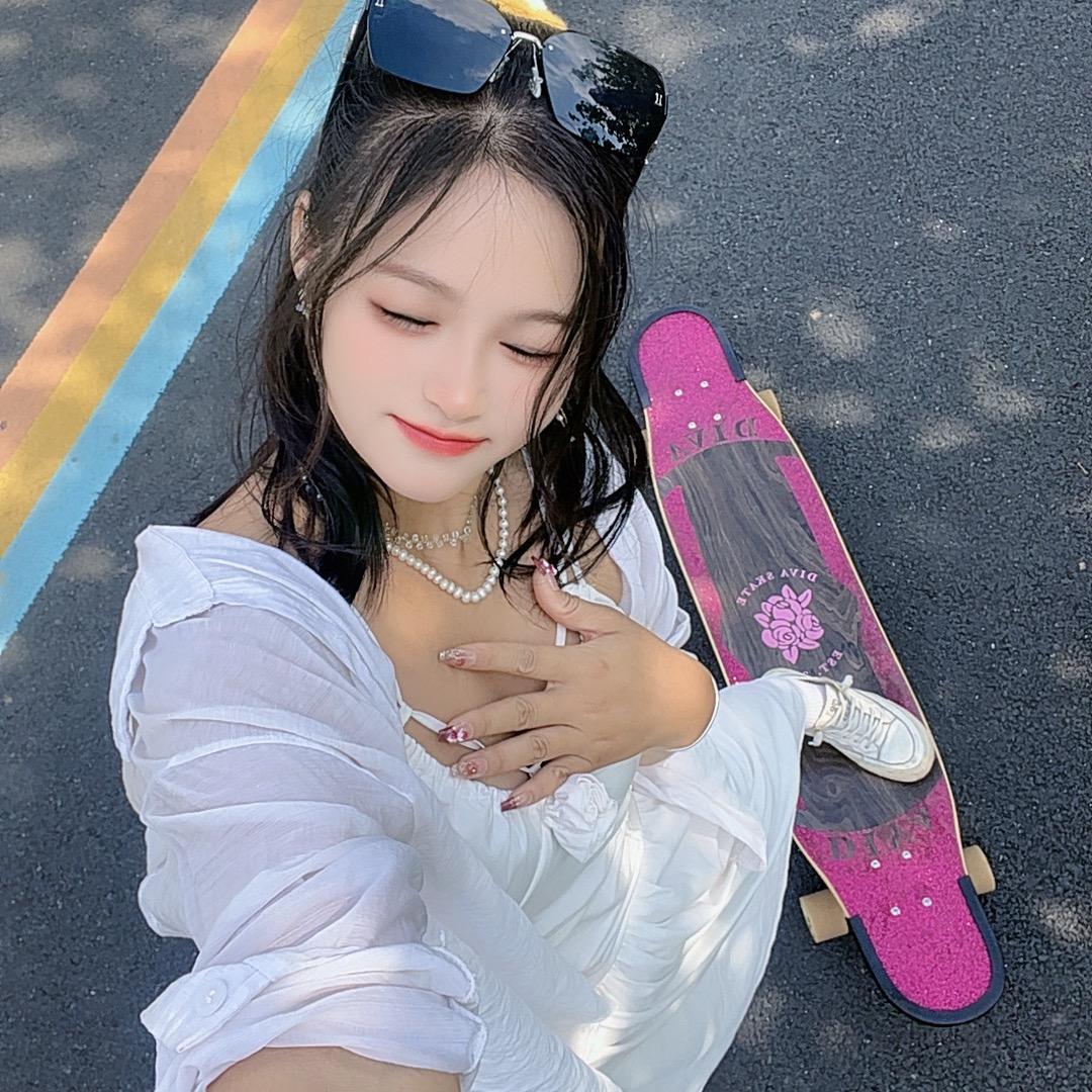 寒江孤影