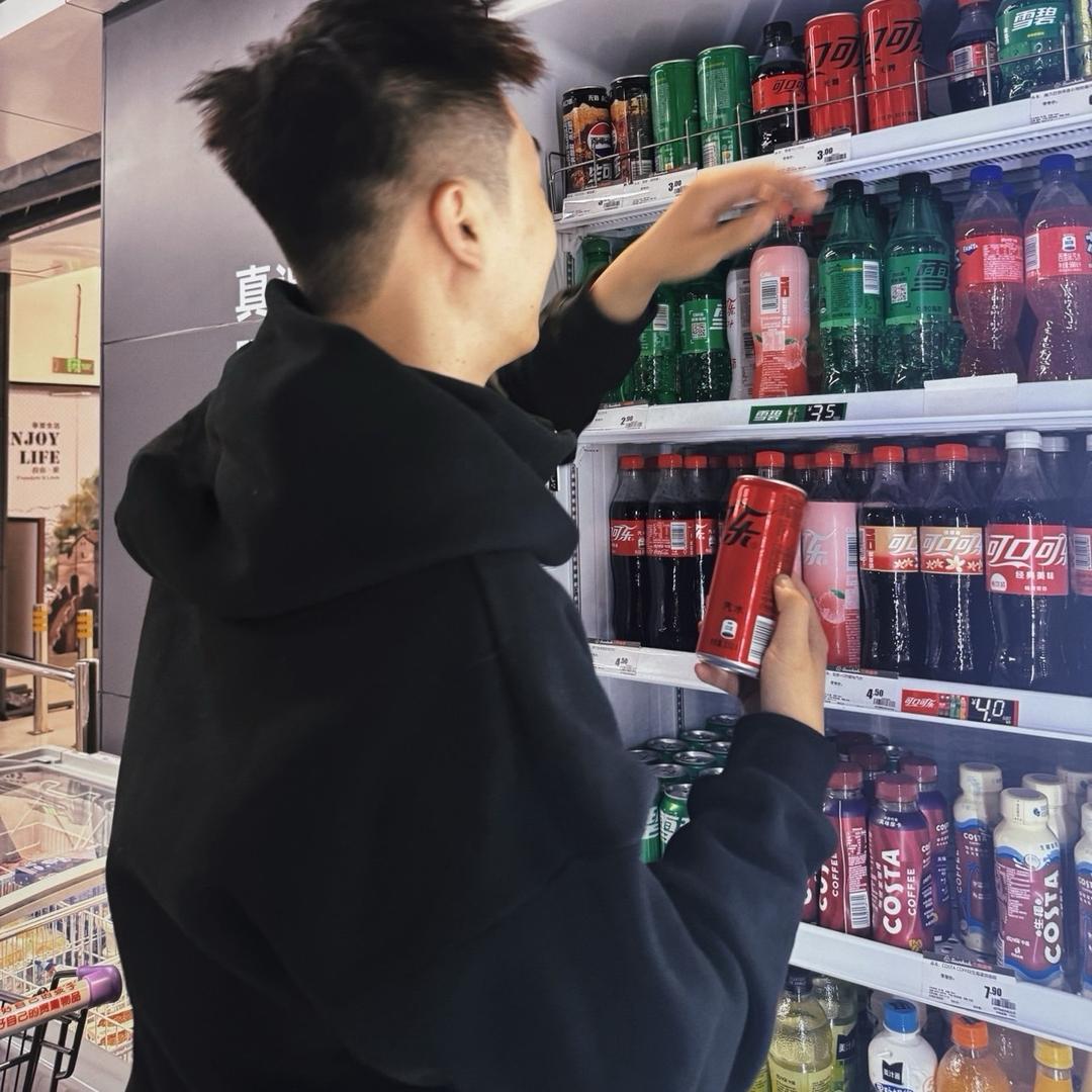 马丁.